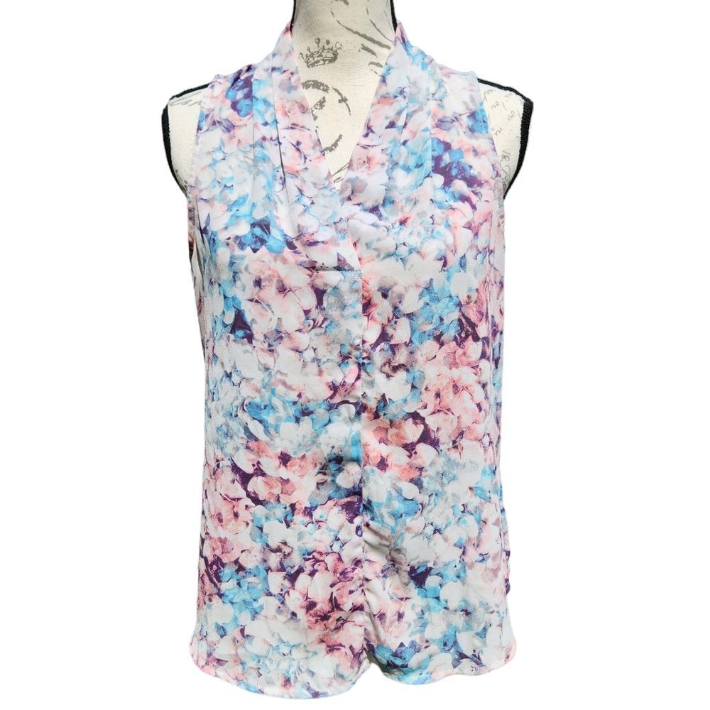 Mercer & Madison -202‎ Sleeveless Floral Blouse Pastel Tones Small